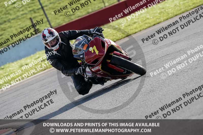 donington no limits trackday;donington park photographs;donington trackday photographs;no limits trackdays;peter wileman photography;trackday digital images;trackday photos